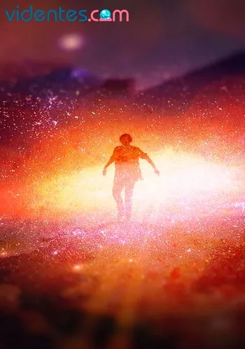 Ser querido fallecido que se aparece sereno y luminoso en un sueño